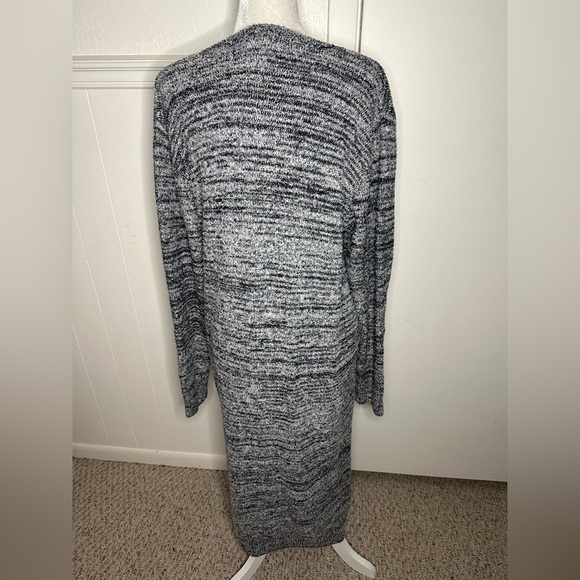 Softies Women's Marshmallow Crew Neck Lounger with Pockets NWT SIZE L/XL - Picture 3 of 8